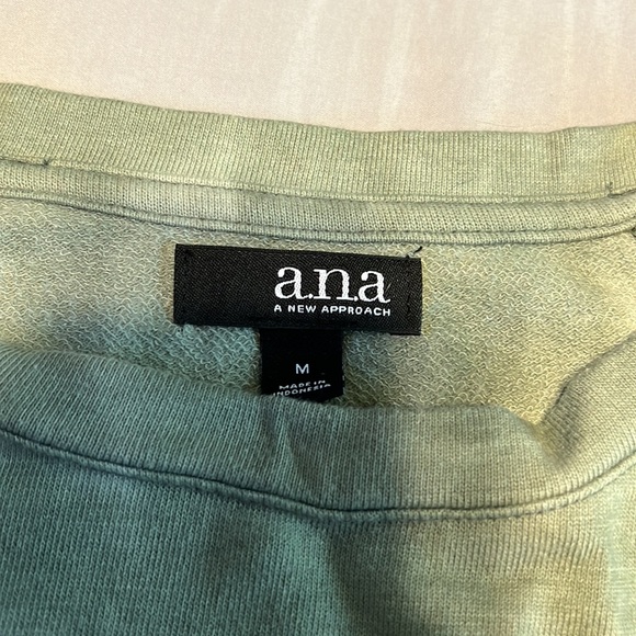 Ana Long Sleeve Shirt - Picture 2 of 3